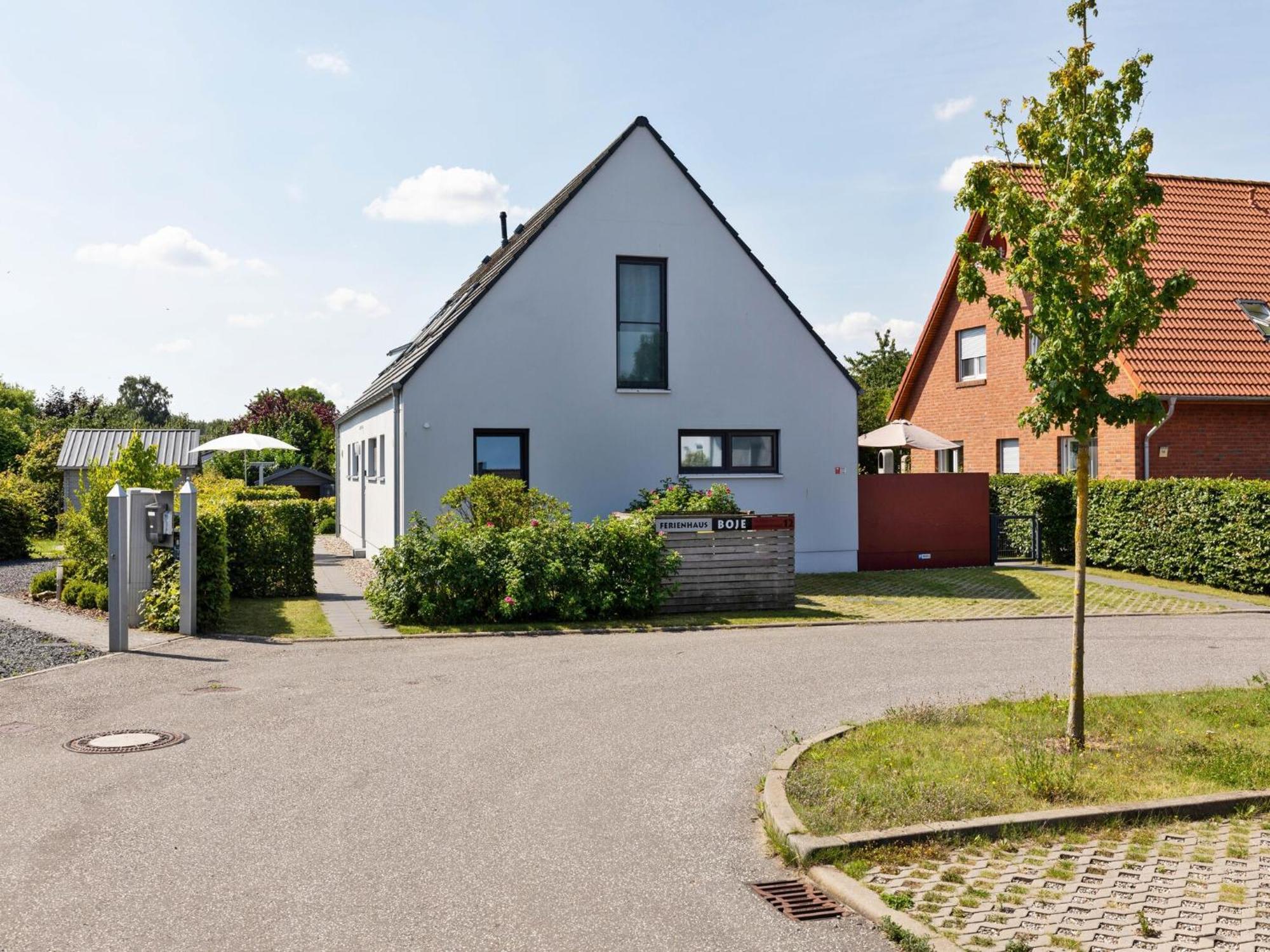 Pleasant Holiday Home In Zierow Near Sea 外观 照片
